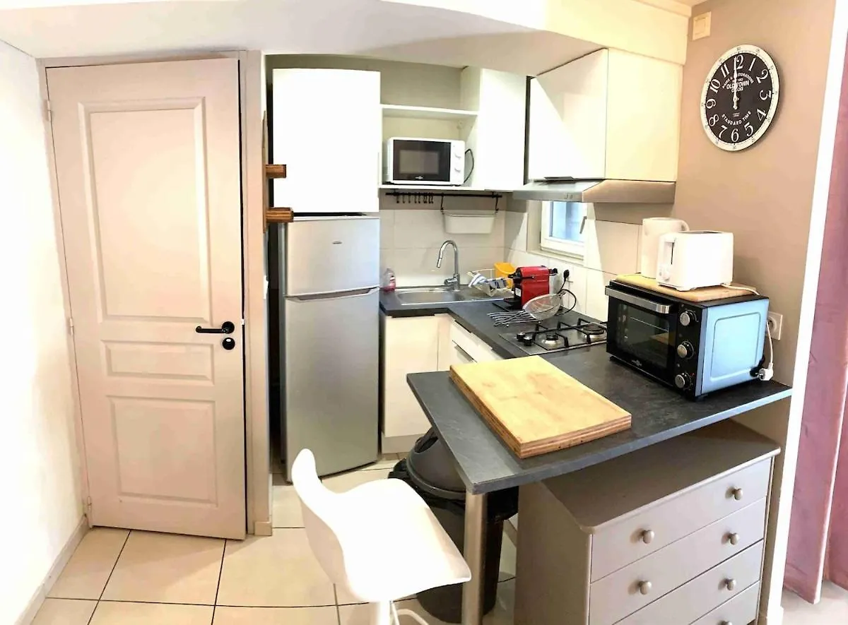 Apartment Studio Scottland Chambery