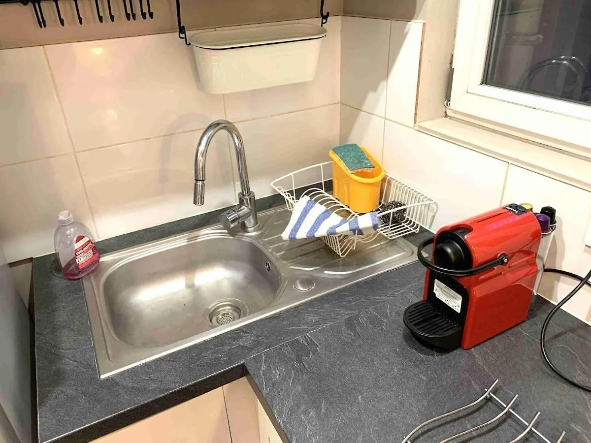 Apartment Studio Scottland Chambery
